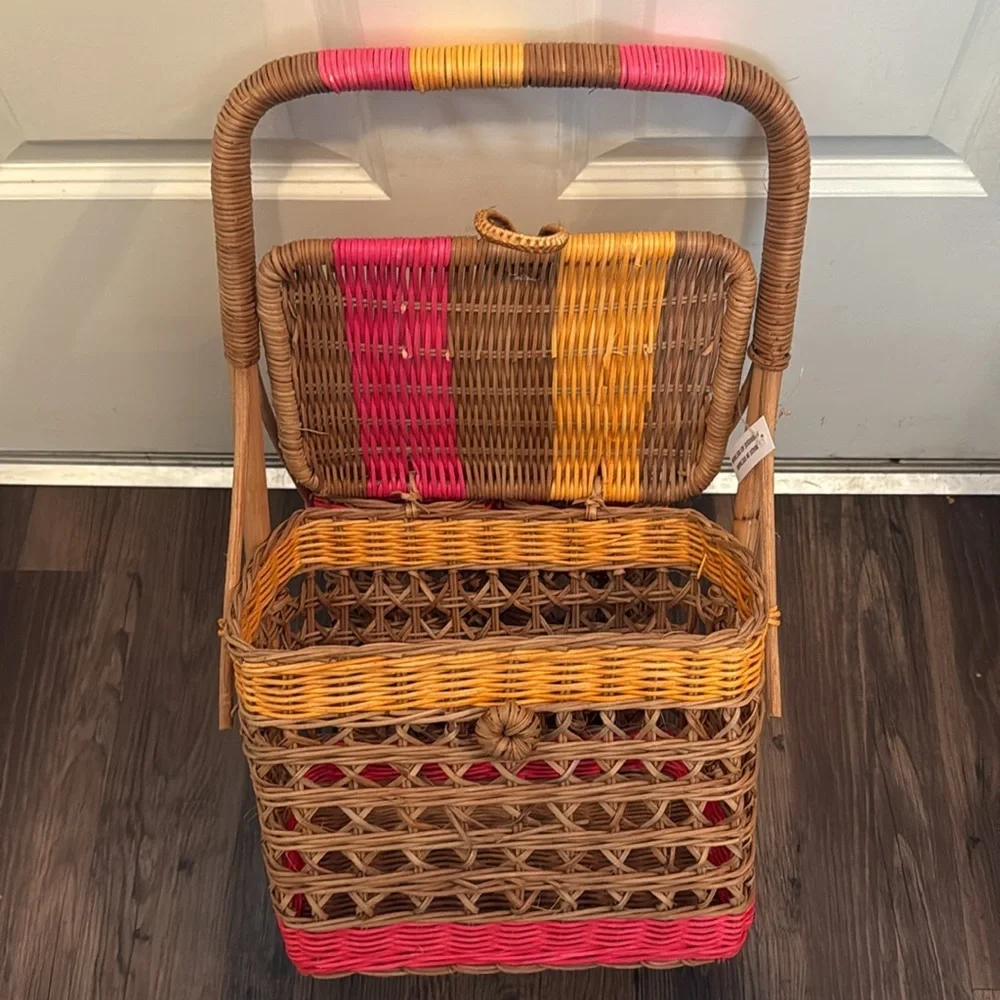 NEW Anthropologie Nina Handwoven Wine Picnic Basket - Picture 8 of 13